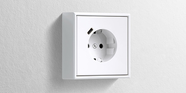 Erweiterter Anschlussraum für die Nachrüstung bei Lauterbach Elektro in Oberkotzau
